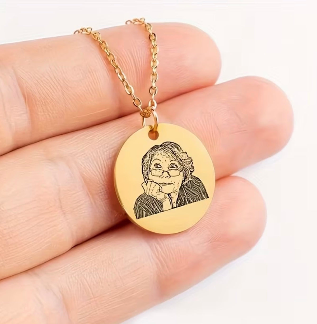 Memora Engraved Photo Necklace