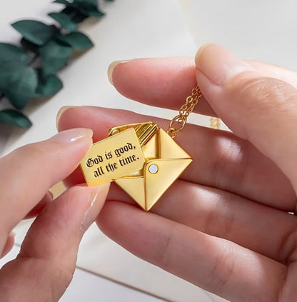 Memora Envelope Necklace