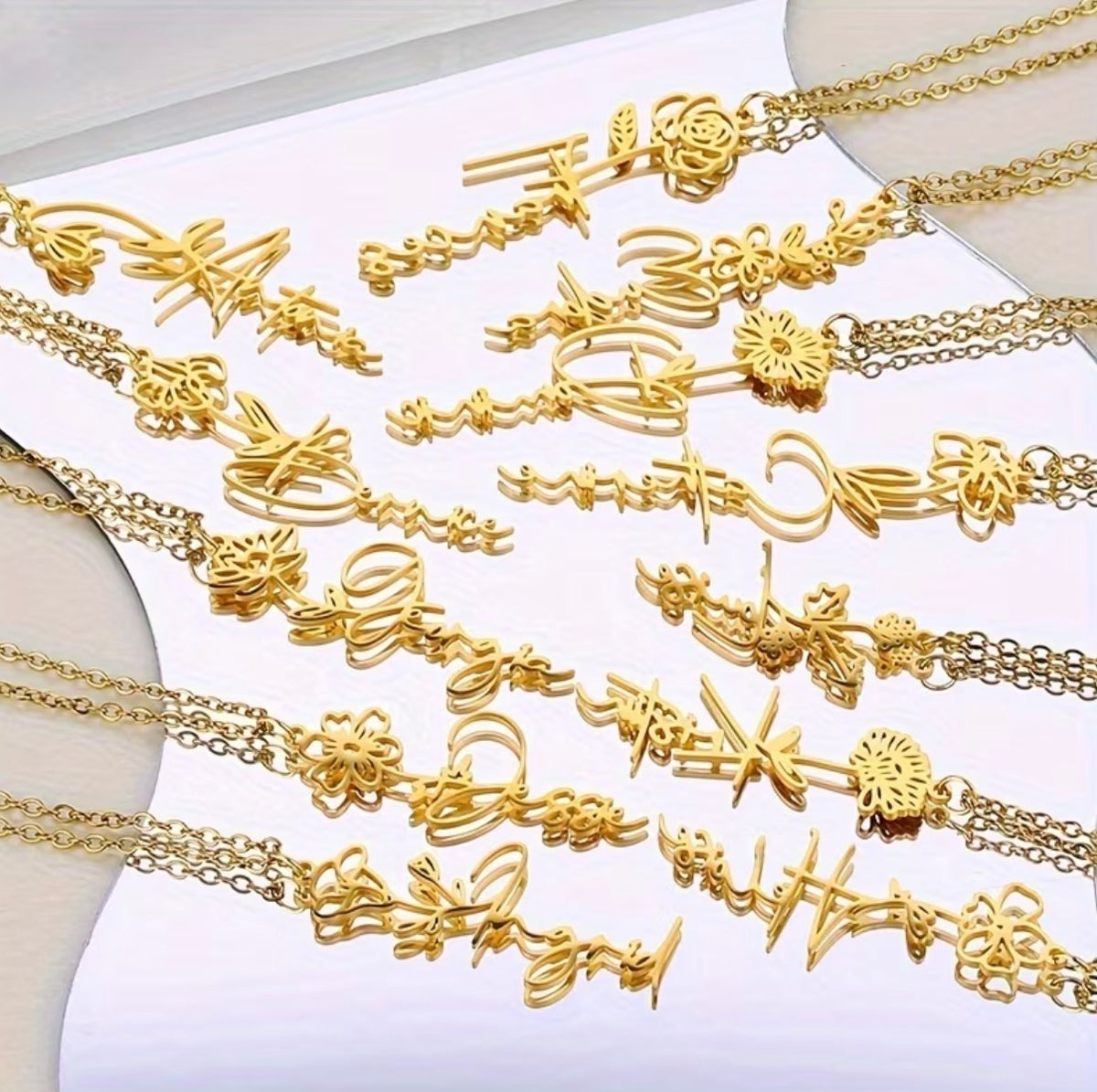 Memora Birthflower Necklace