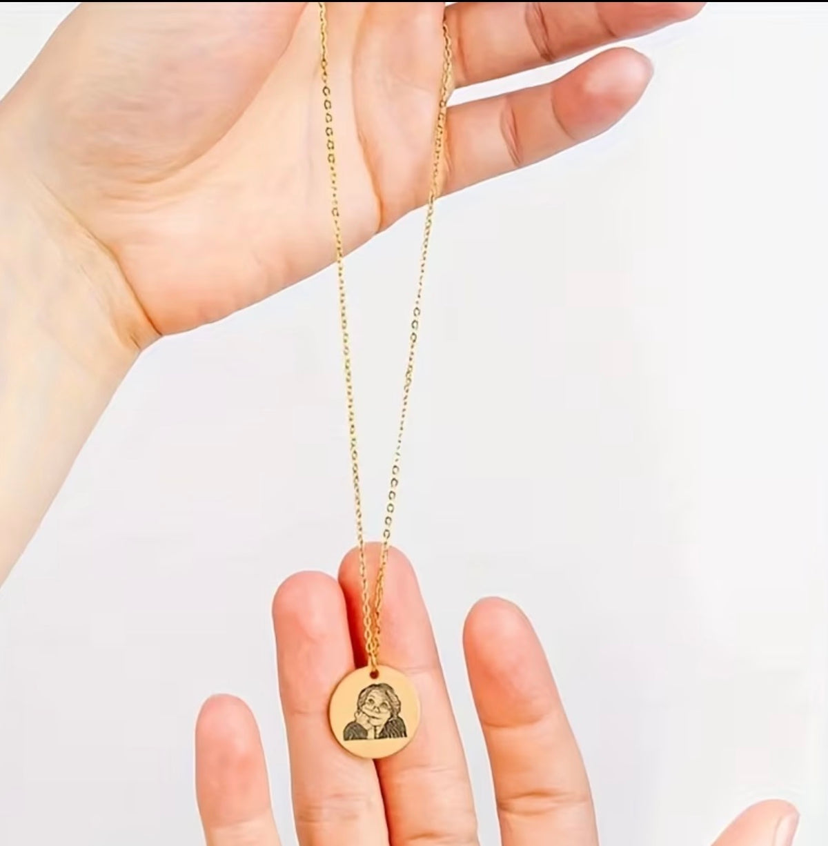 Memora Engraved Photo Necklace